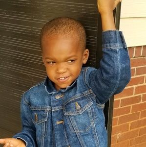 Meet your Posher, Lynn